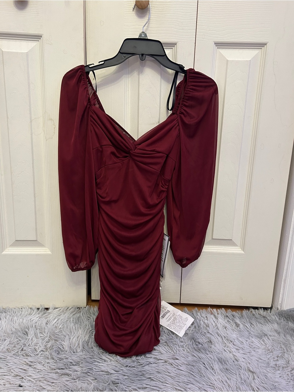 Women's Burgundy Ruched Long-Sleeve Dress